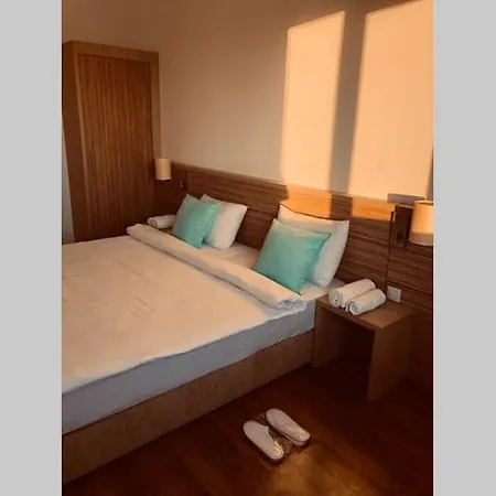 Apartament 2 Vitan Rin Grand *